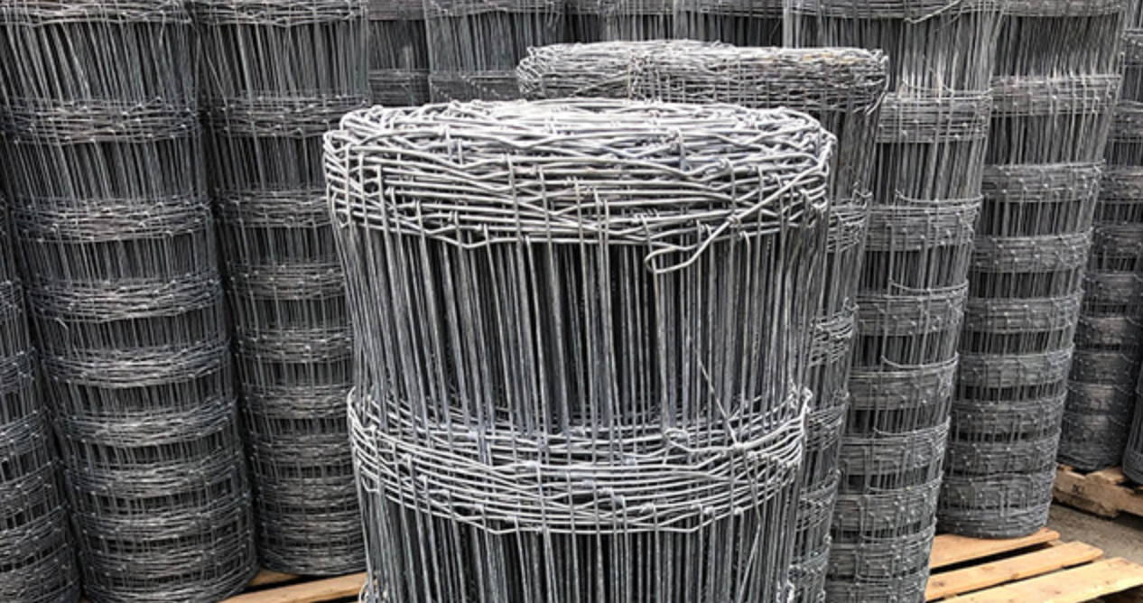 2.6 ft h x 330 ft l Farm Field Fence 14 ga High Tensile