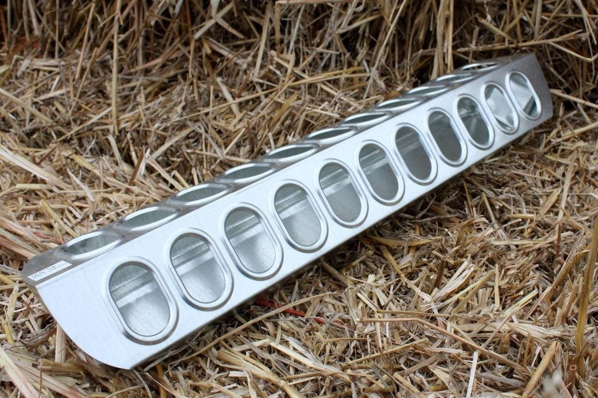 18" Slide Top Poultry Feeder