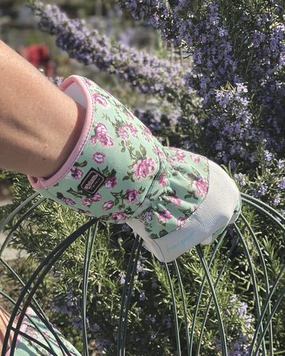 HomeGrown You Grow Girl! Gloves