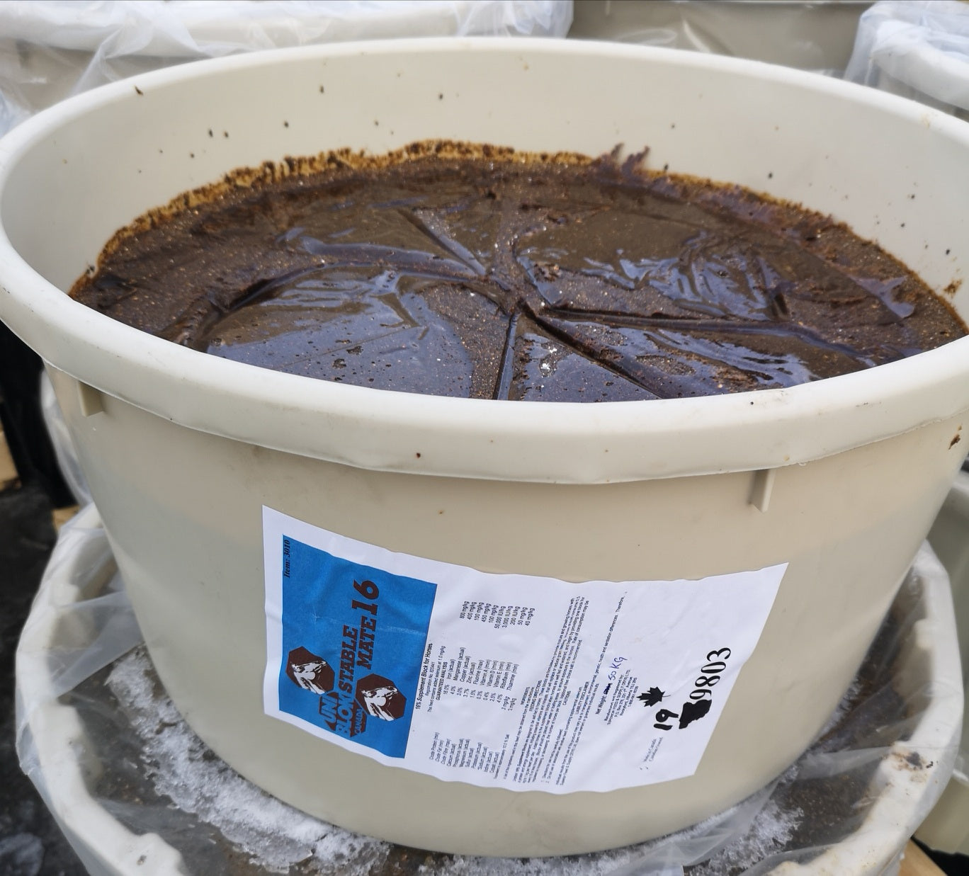 50kg Uniblok Stable Mate Tub