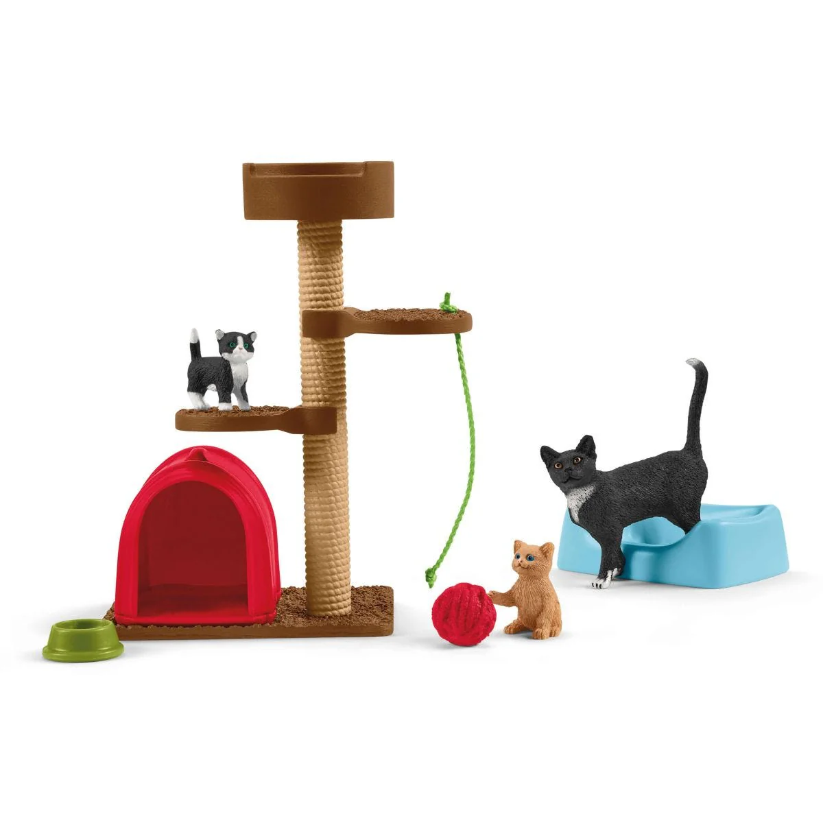 Cats with treehouse