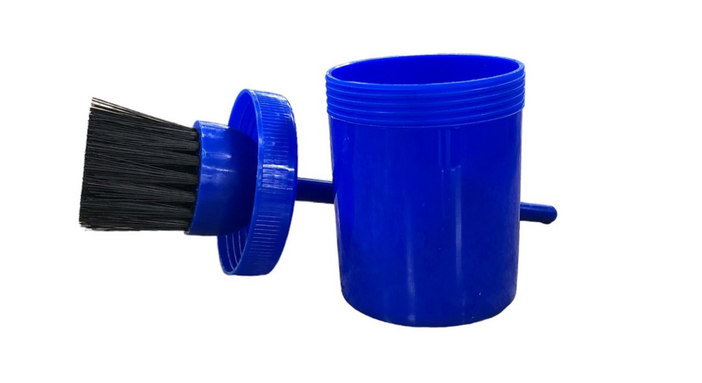 Hoof Oil Brush with Container