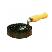 Metal Curry Comb - Round